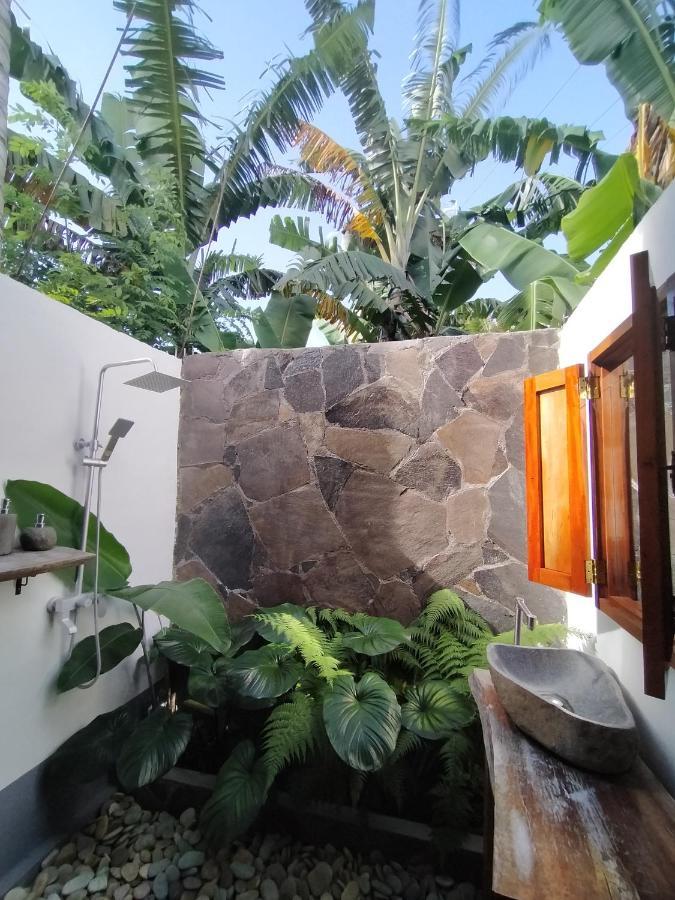 The Geckos Homestay Kelimutu Luaran gambar