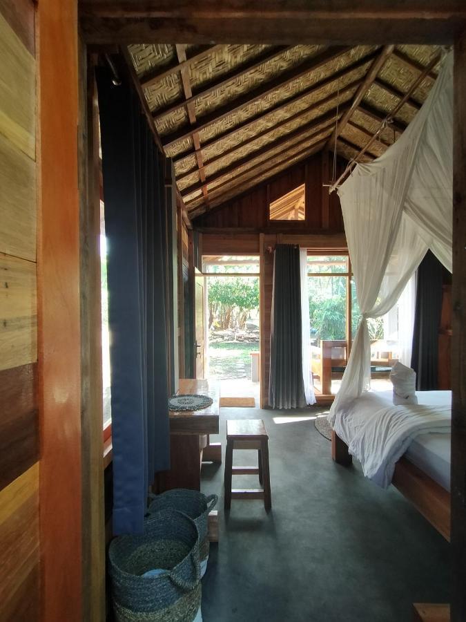 The Geckos Homestay Kelimutu Luaran gambar