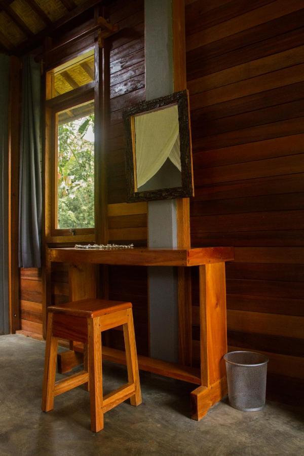 The Geckos Homestay Kelimutu Luaran gambar